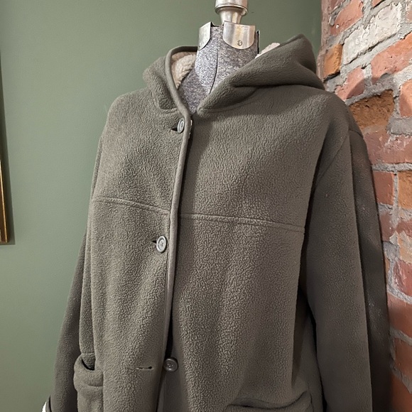 Vintage Green Fleece and Sherpa Jacket - Picture 2 of 4